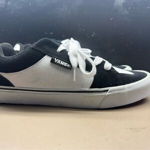 New Without Box Men’s Vans Old Skool Fat Tongue Black Suede White Sneaker Men 13